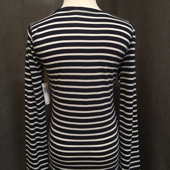 Soft striped tee. New with tags - Picture 3 of 3